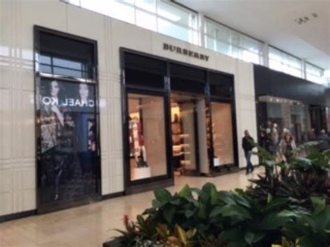 burberry hours yorkdale|burberry outlet toronto.